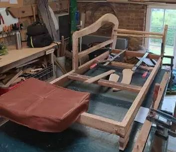 Structure en hêtre d'une méridienne